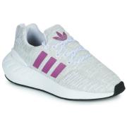 Lage Sneakers adidas SWIFT RUN 22 J