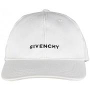 Pet Givenchy -