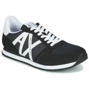 Lage Sneakers Armani Exchange XCC68-XUX017