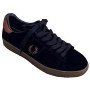 Sportschoenen Fred Perry -