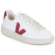 Lage Sneakers Veja URCA W