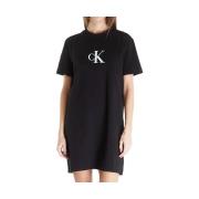 Jurk Calvin Klein Jeans -