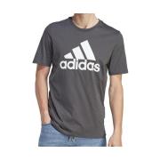 T-shirt adidas -