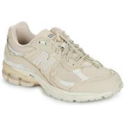 Lage Sneakers New Balance 2002R