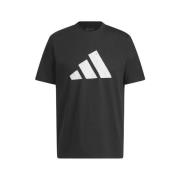 T-shirt adidas -