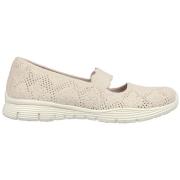 Ballerina's Skechers -