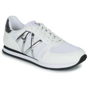 Lage Sneakers Armani Exchange LUNA