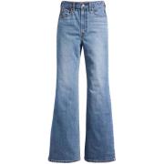 Flared/Bootcut Levis -