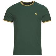 T-shirt Korte Mouw Fred Perry TWIN TIPPED T-SHIRT