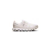 Sneakers On -