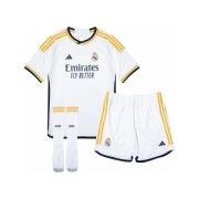 T-shirt adidas -