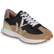 Lage Sneakers Vanessa Wu PIA