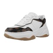 Lage Sneakers Guess FLTHPY FAL12