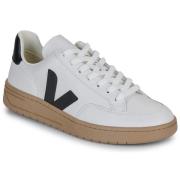 Lage Sneakers Veja V-12