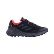 Lage Sneakers adidas Tracefinder