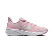 Lage Sneakers Nike Star Runner 4