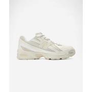 Lage Sneakers New Balance 740v2 Bisque Angora