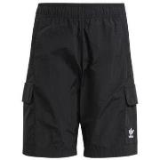 Korte Broek adidas iw3501_cargo