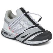 Lage Sneakers adidas ADIDAS X MOON BOOT UB