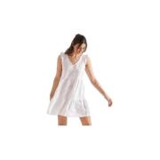 Korte Jurk Superdry Robe Tinsley mi-longue col en V sans manches blanc...