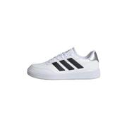 Lage Sneakers adidas Chaussures COURTBLOCK blanches