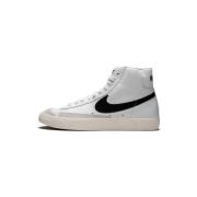 Sneakers Nike Blazer Mid '77 Vintage White Black