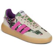 Lage Sneakers adidas BARREDA DECODE