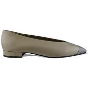 Ballerina's Loro Piana -
