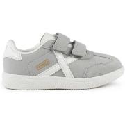 Lage Sneakers Munich Mini Astro Vco 8032003