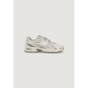 Lage Sneakers New Balance 740 U740AS2