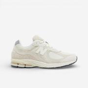 Lage Sneakers New Balance 2002R Off White