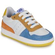 Lage Sneakers GBB TOCANI