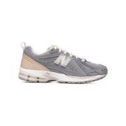 Nette Schoenen New Balance M1906FA