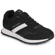 Lage Sneakers Armani Exchange XM002690