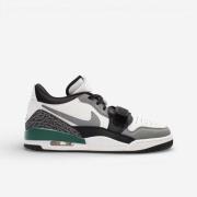 Lage Sneakers Nike Jordan Brand Air Jordan Legacy 312 Low "White Oxidi...