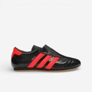 Sportschoenen adidas Taekwondo Core Black Solar Red Gum (W)
