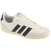 Lage Sneakers adidas adidas Barreda Lo