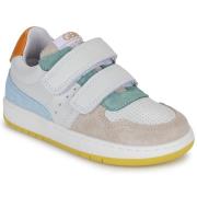 Lage Sneakers GBB LOVER