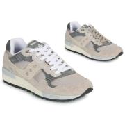 Lage Sneakers Saucony SHADOW 5000