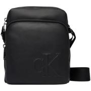 Schoudertas Calvin Klein Jeans BOLD CK POCKET REPORTER LV04D3368G