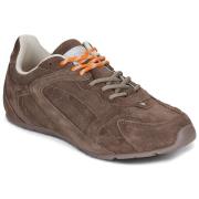 Lage Sneakers 0-105 COSMO