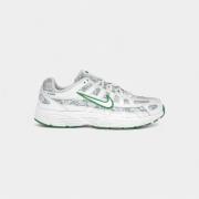 Lage Sneakers Nike P-6000 Summit White Kelly Green (Women's)