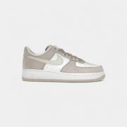 Lage Sneakers Nike Air Force 1 Low '07 College Grey Light Orewood Brow...