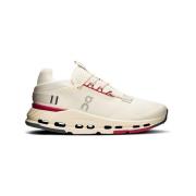 Lage Sneakers On Cloudnova 2