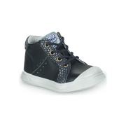 Hoge Sneakers GBB AGAPE