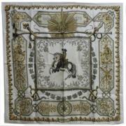 Pre-owned Silk scarves Hermès Vintage , Beige , Dames