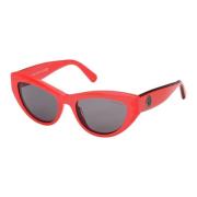 Rode Cat-Eye Zonnebril voor Moderne Vrouwen Moncler , Red , Dames