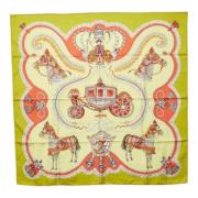 Pre-owned Silk scarves Hermès Vintage , Yellow , Dames