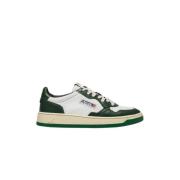 Witte Groene Leren Sneakers met Geperforeerde Neus Autry , Green , Her...