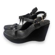 Pre-owned Suede sandals Sergio Rossi Pre-owned , Black , Dames